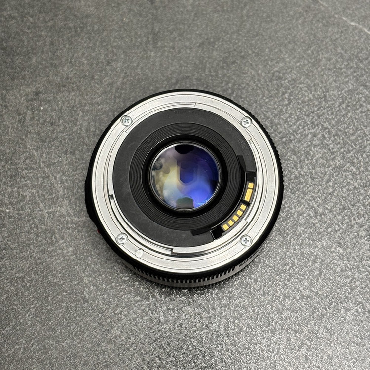 لنز کارکرده کانن 50 میلیمتر (بدون جعبه) Canon 50mm F1.8 Lens Used