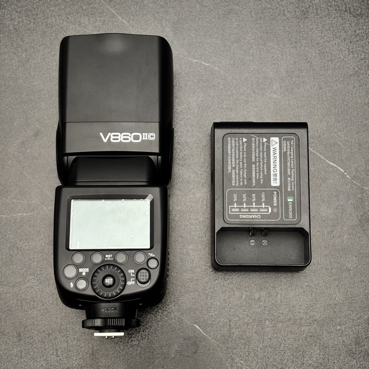 اسپیدلایت کارکرده گودکس برای کانن Godox V860 II - C Speed Light Used