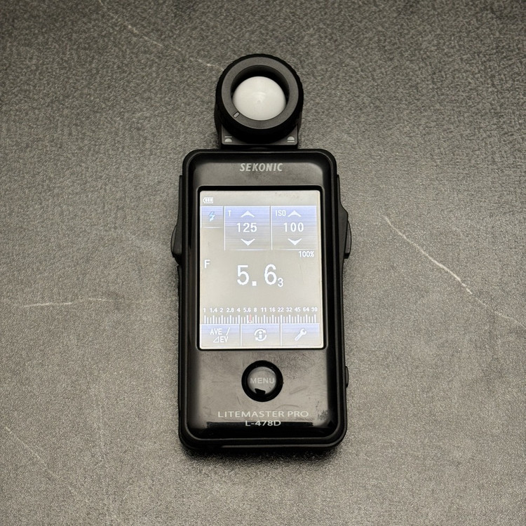 فلاش متر کارکرده سکونیک پرو Sekonic Lite Master Pro Flash meter used